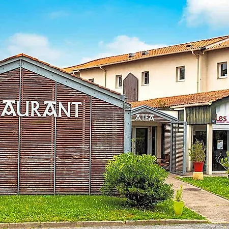 Les Genets Hotel