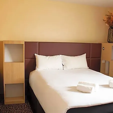 Hotel Les Genets Bayonne
